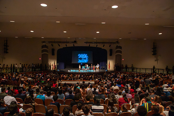 Auditorium of families and students during the promotion ceremony